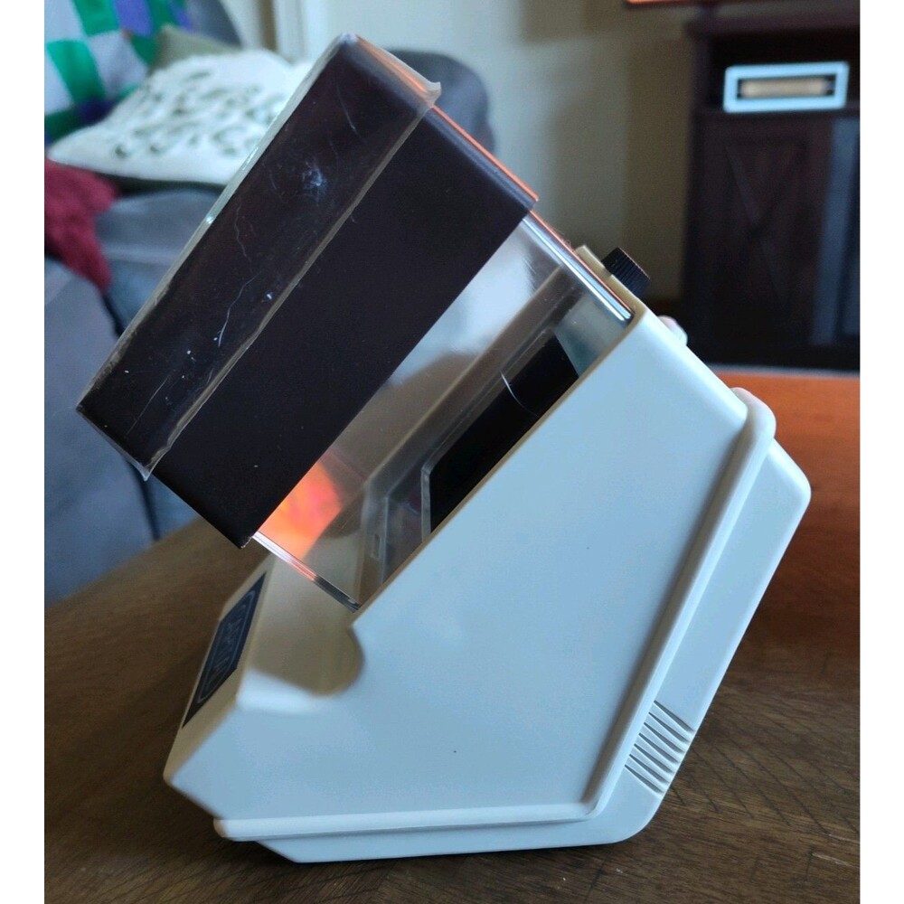 Capital 2-Way Slide Viewer - Picture 4 of 5